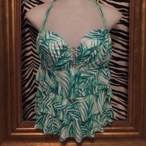 Catalina swim top; M